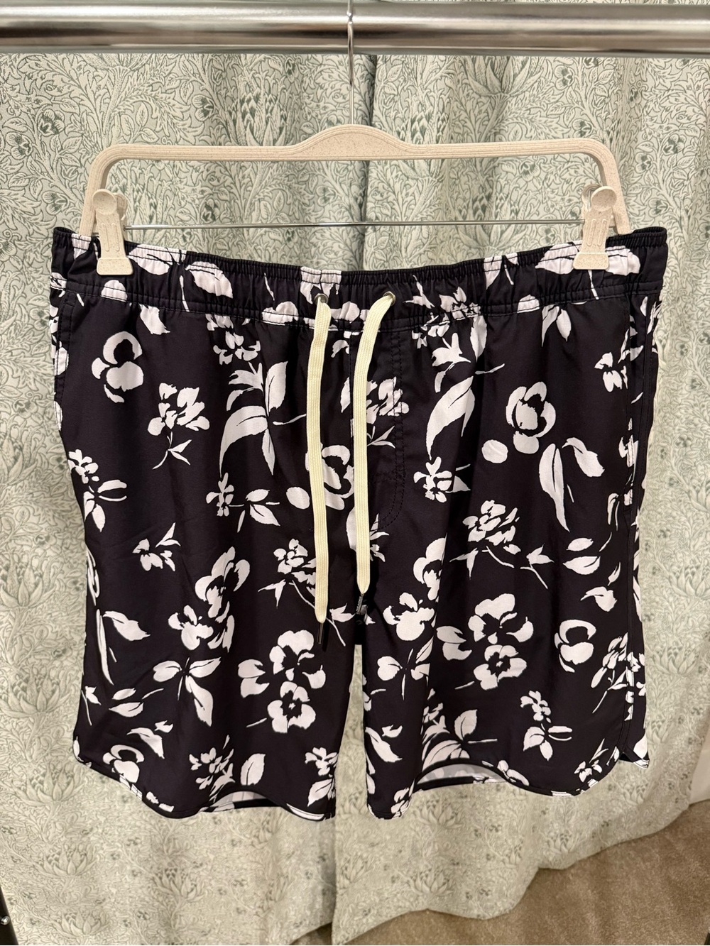 Fair Harbor Men’s Swim Trunks NWOT!!!